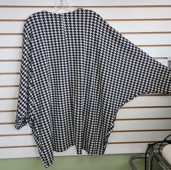 Houndstooth Kimono 3x - Picture 3 of 4